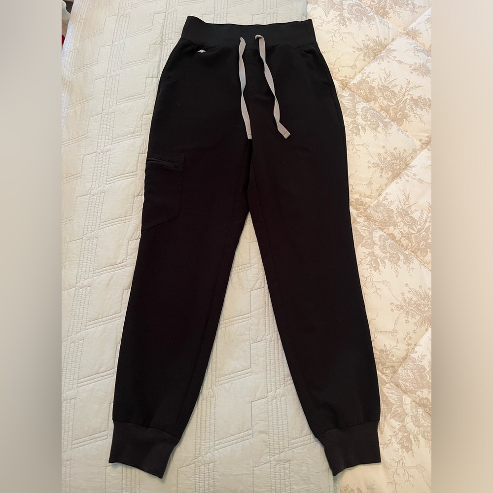 FIGS Jogger Scrub Pants